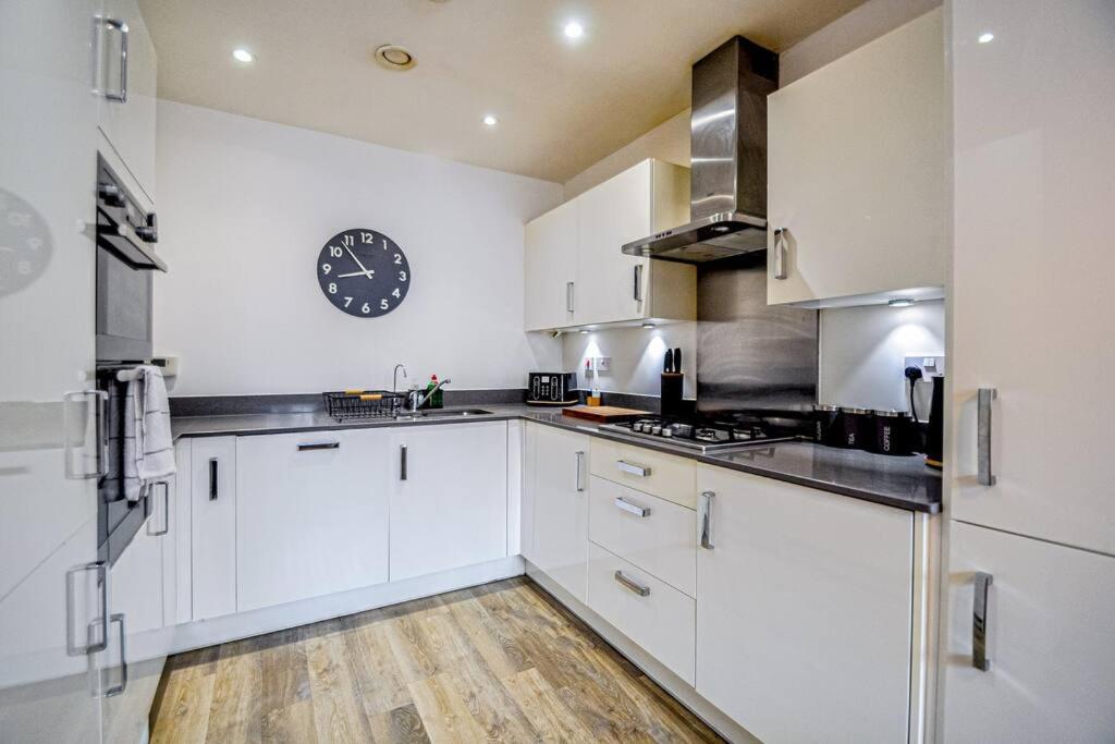Entire House Sleeps 8 Near The River Thames Maidenhead Exteriér fotografie