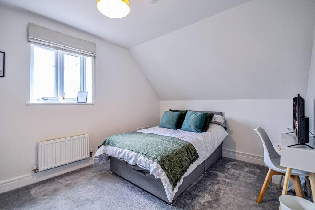 Entire House Sleeps 8 Near The River Thames Maidenhead Exteriér fotografie